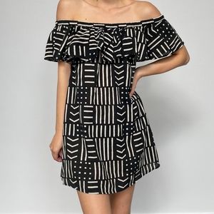 • Madewell 1937 Off Shoulder Arrow Grid Dress